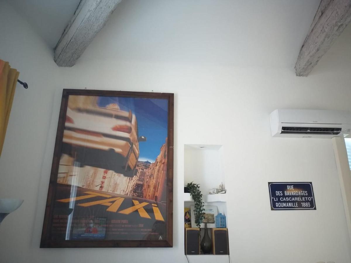 Duplex Des 13 Cantons Marseille Bagian luar foto